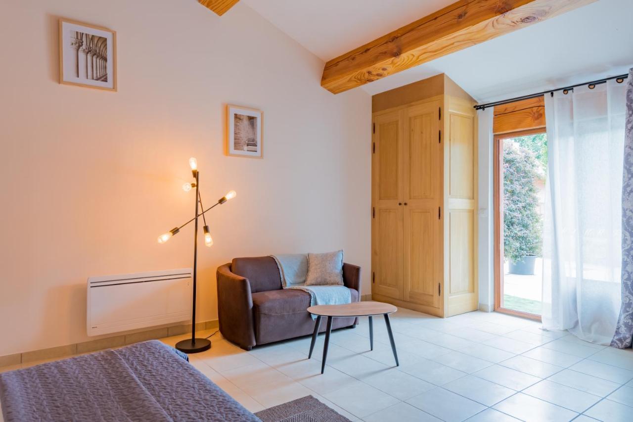 Sur Les Hauteurs Du Luberon-Chez Lisett Bed & Breakfast Caseneuve Exterior photo